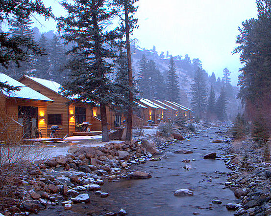 River Stone Resorts and Bear Paw Suites 