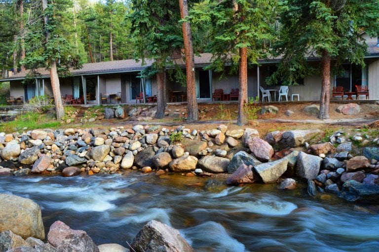 Inn on Fall River - Estes Park Lodging on the River