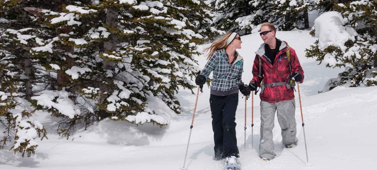 snowshoeing-estes-park-winter-fun-in-rocky-mountain-national-park