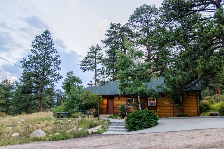 Della Terra Cabins Estes Park